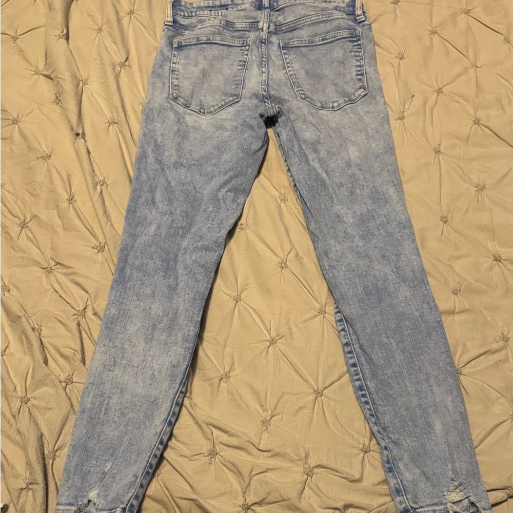 GAP Women's Skinny Jeans in Faded Blue